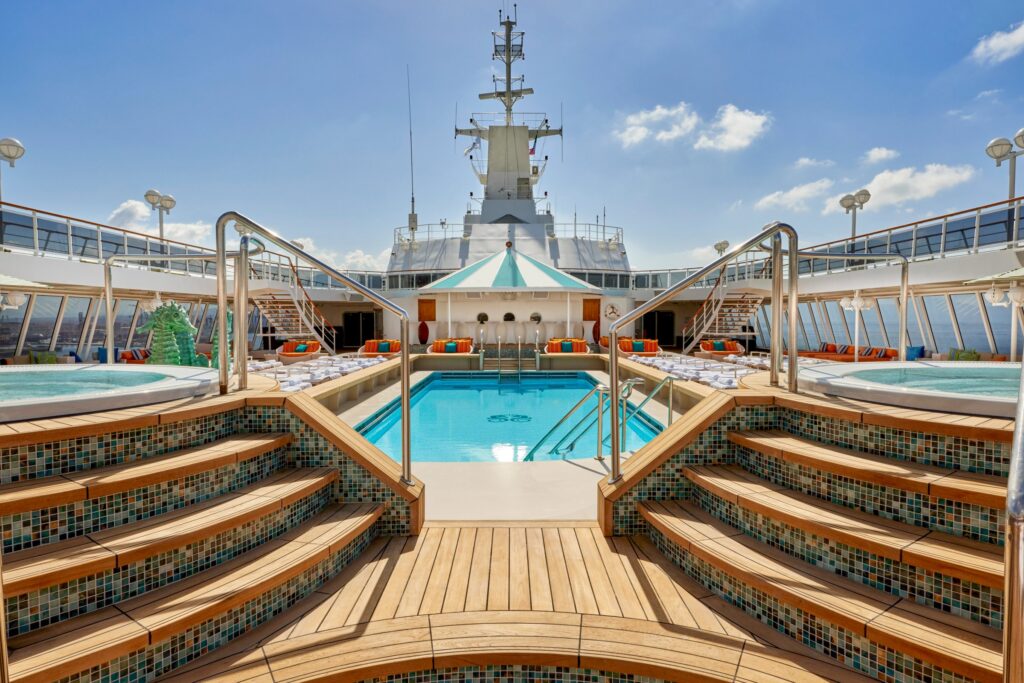 Seahorse Pool on the sunny pool deck aboard Crystal